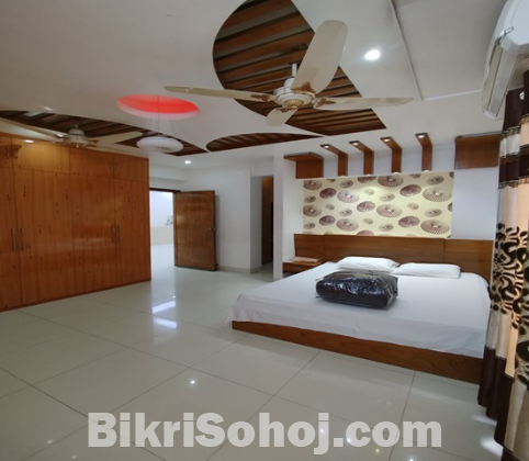Luxurious 4-Bedroom Apartment Rent in Bashundhara R/A